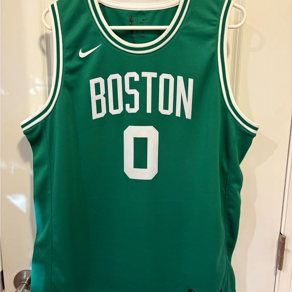 Nike Boston Celtics Jersey Jayson Tatum Youth XL